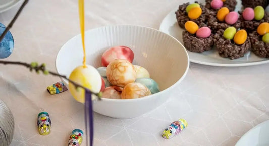 How to make colorful Easter eggs